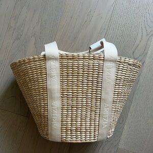 Brand New Aritzia beach bag
